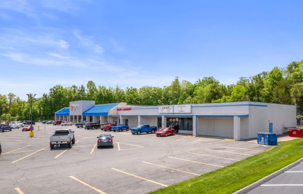 1. Kingsport 3006 44